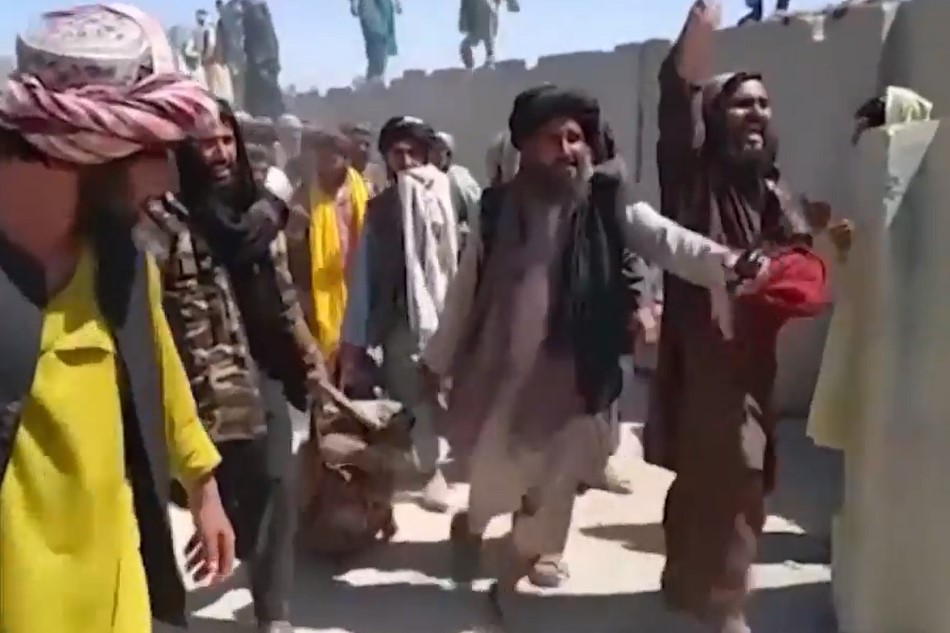 Afegãos nas ruas