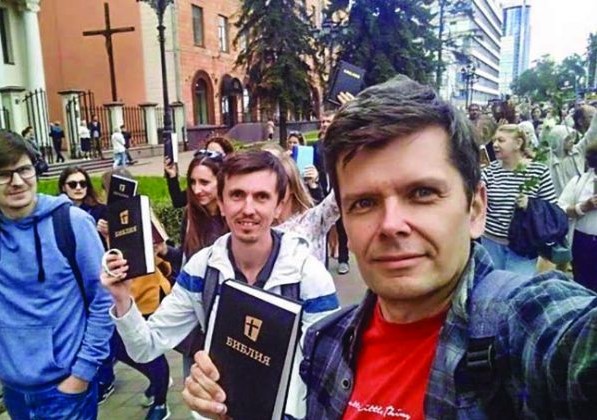 Cristãos durante manifestação na Bielorrusia