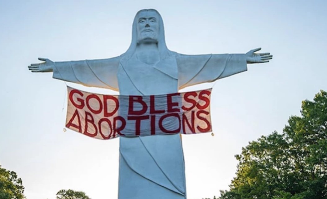 Cristo de Ozarks - Deus abençoe o aborto