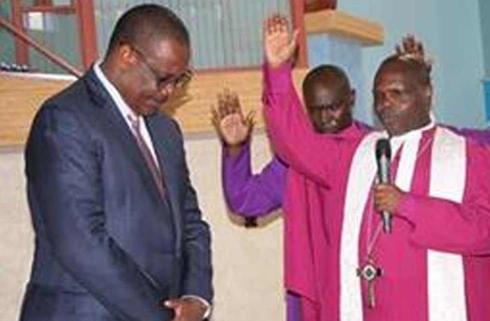 Líderes religiosos oram por ex-governador