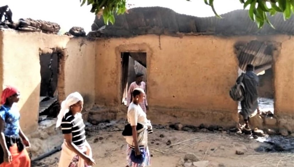 Local destruido em ataque Fulani