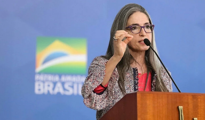 Drs. Raíssa Soares