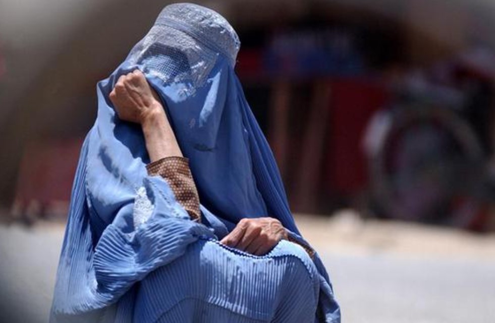 Mulher afegã