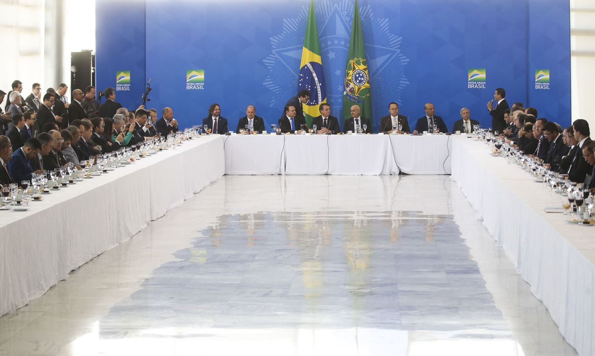 Presidente Jair Bolsonaro recebe Frente Parlamentar Evangélica - Antonio Cruz